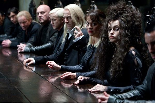 Helena Bonham Carter and Cast Photo